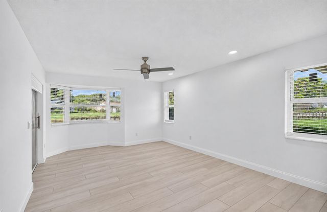 5642 Forest Oaks Terrace, Delray Beach, FL 33484