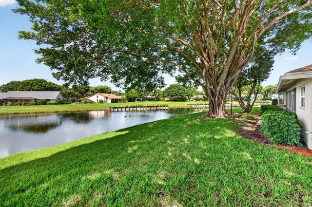 5642 Forest Oaks Terrace, Delray Beach, FL 33484