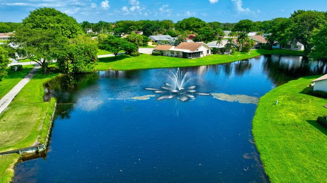 5642 Forest Oaks Terrace, Delray Beach, FL 33484