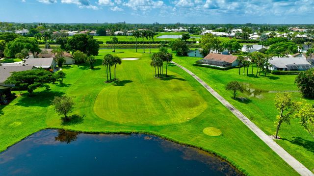 5642 Forest Oaks Terrace, Delray Beach, FL 33484