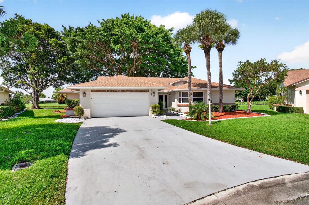 5642 Forest Oaks Terrace, Delray Beach, FL 33484