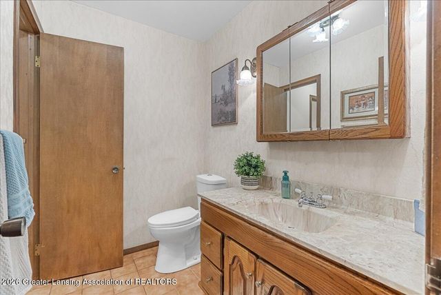 1220 Sandhill Drive, Dewitt, MI 48820