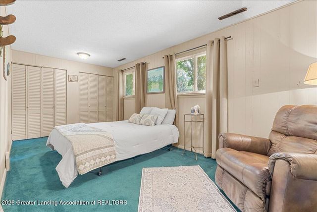 1220 Sandhill Drive, Dewitt, MI 48820