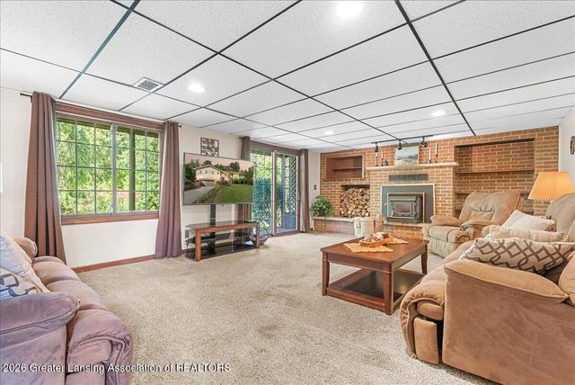 1220 Sandhill Drive, Dewitt, MI 48820