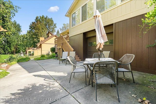 1220 Sandhill Drive, Dewitt, MI 48820
