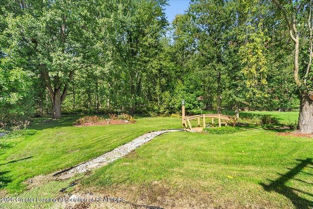 1220 Sandhill Drive, Dewitt, MI 48820