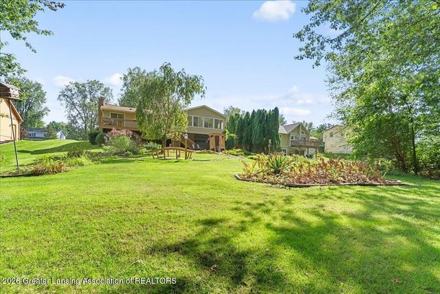 1220 Sandhill Drive, Dewitt, MI 48820
