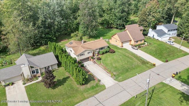 1220 Sandhill Drive, Dewitt, MI 48820