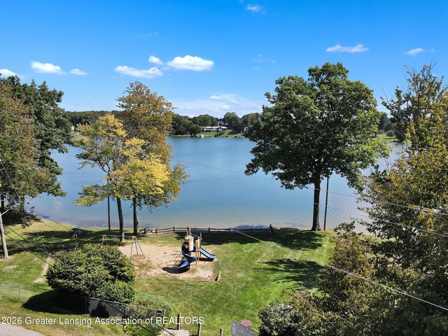 1220 Sandhill Drive, Dewitt, MI 48820
