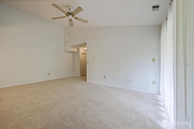 103 Sequoia Court 11, Princeton, NJ 08540