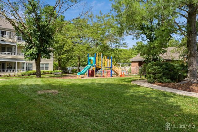 103 Sequoia Court 11, Princeton, NJ 08540