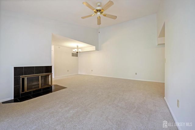 103 Sequoia Court 11, Princeton, NJ 08540