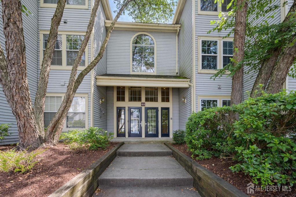 103 Sequoia Court 11, Princeton, NJ 08540