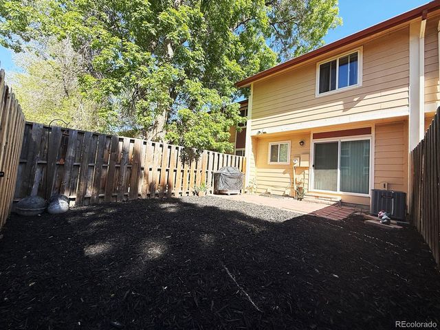 11604 Community Center Drive 8, Northglenn, CO 80233