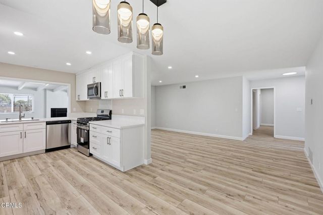 3450 Frankfort Court, Oxnard, CA 93033