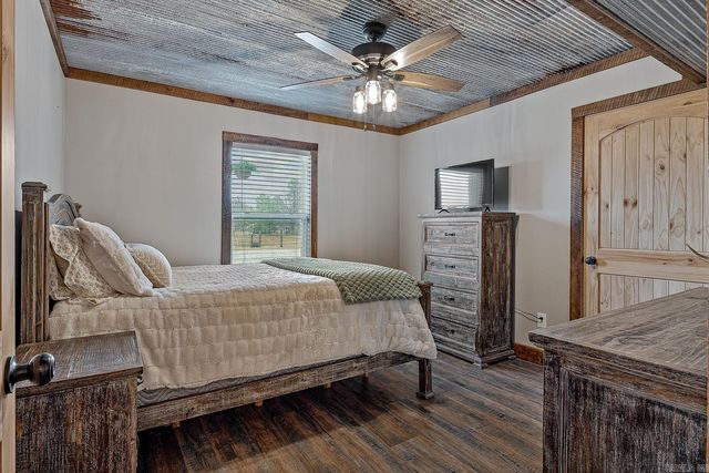 1323 CR 304, Jonesboro, AR 72401