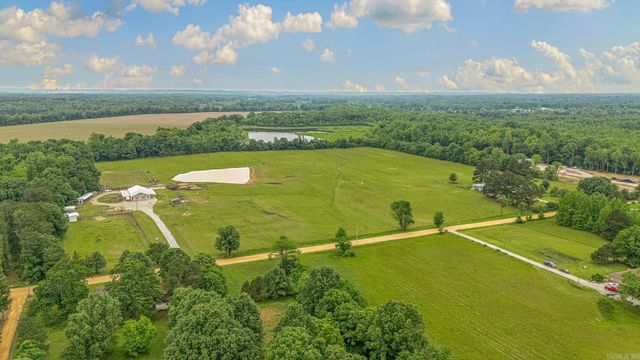 1323 CR 304, Jonesboro, AR 72401