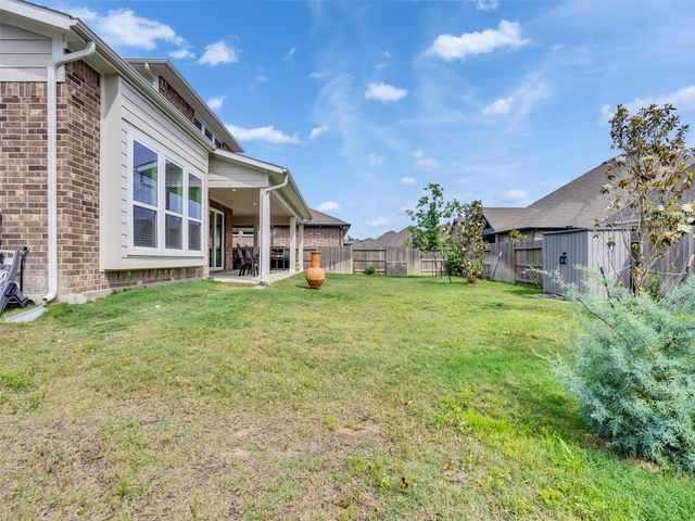 17204 Begonia Bend Drive, Conroe, TX 77302