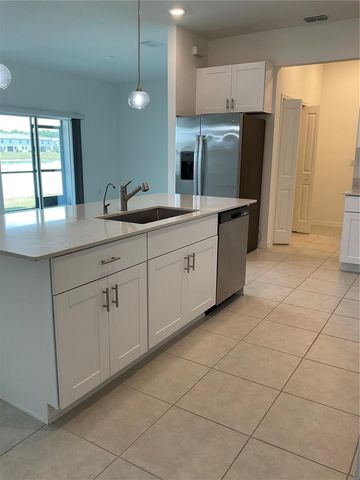 10380 LAVENDER ASTER TRAIL, San Antonio, FL 33576