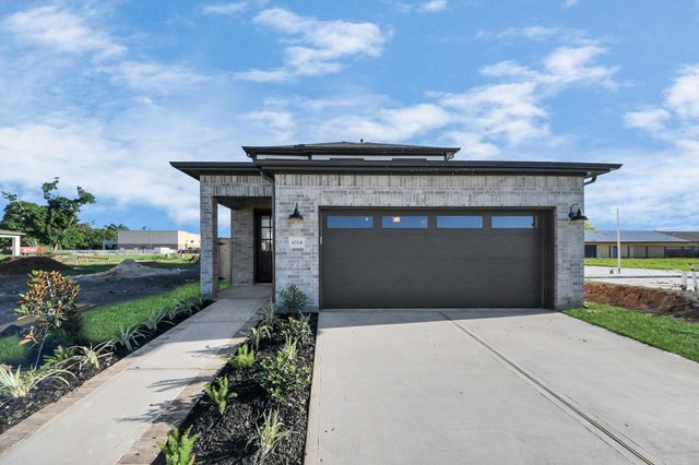 4335 Avron Drive, Stafford, TX 77477