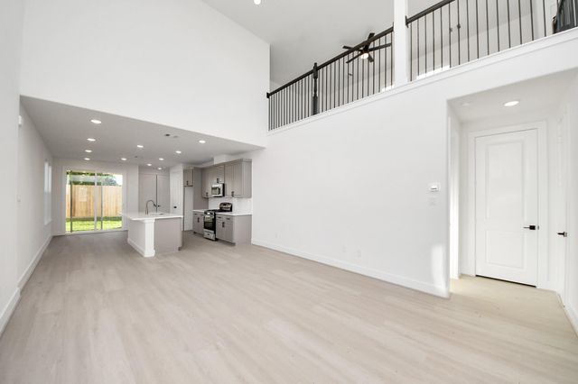 4335 Avron Drive, Stafford, TX 77477