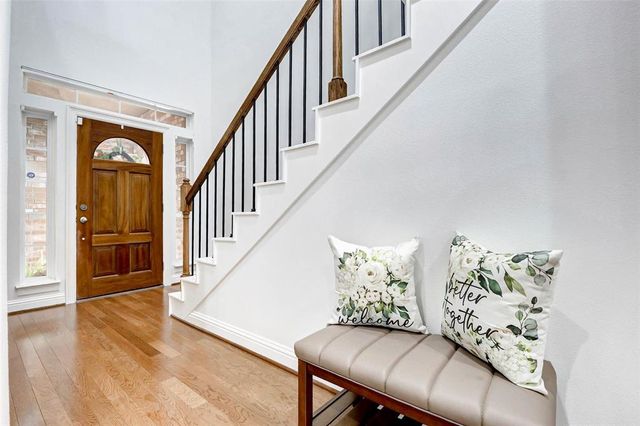 43 Versante Court, Houston, TX 77070