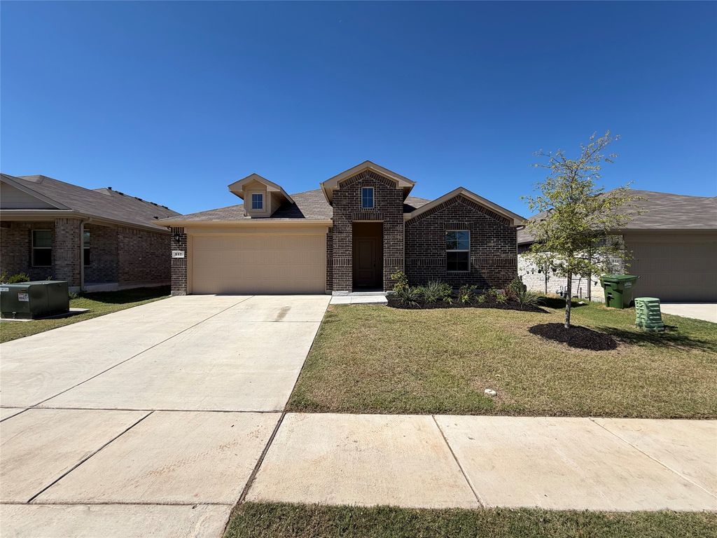 517 Bronze Circle W, Springtown, TX 76082