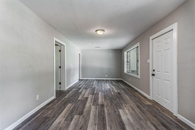 608 W Lobit Street, Baytown, TX 77520