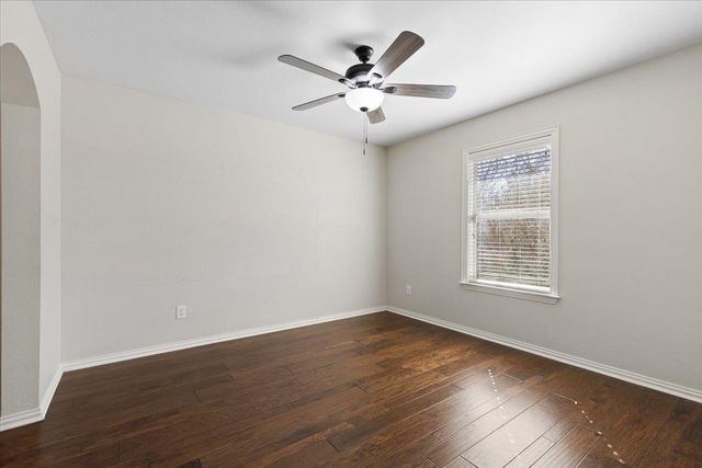 2105 Bindon DR, Cedar Park, TX 78613