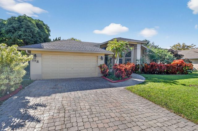172 Monterey Way, Royal Palm Beach, FL 33411