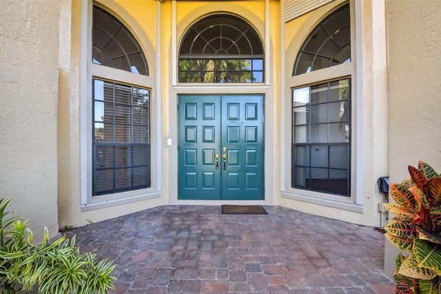 172 Monterey Way, Royal Palm Beach, FL 33411