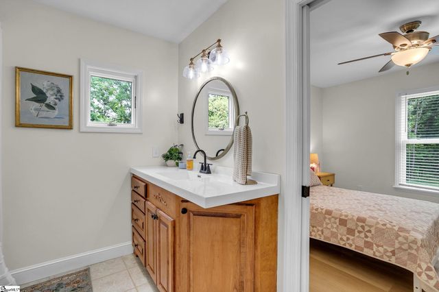 125 Christie Lane, Piedmont, SC 29673