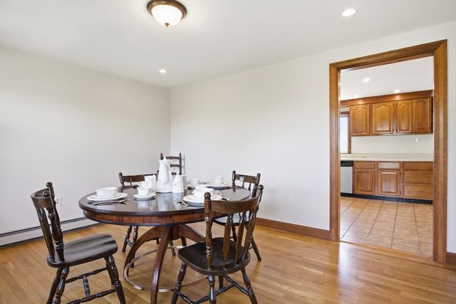 50 Harborview Rd, Hull, MA 02045