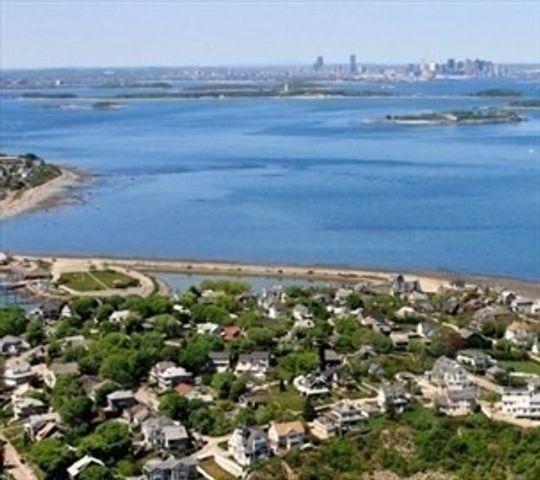 50 Harborview Rd, Hull, MA 02045