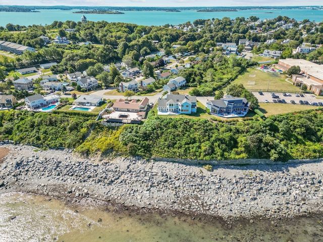 50 Harborview Rd, Hull, MA 02045