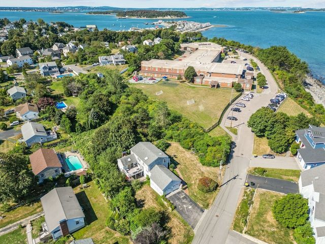50 Harborview Rd, Hull, MA 02045