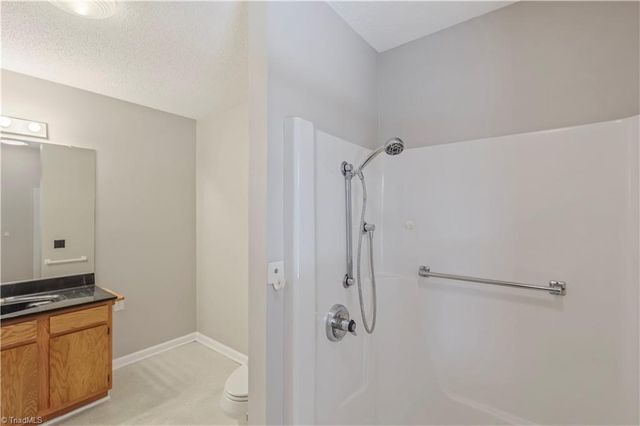 807 Silver Dapple Lane, Kernersville, NC 27284