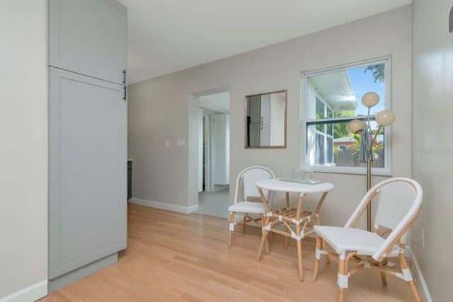 5132 OXFORD AVENUE N, St Petersburg, FL 33710