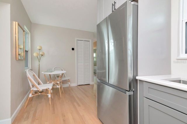 5132 OXFORD AVENUE N, St Petersburg, FL 33710