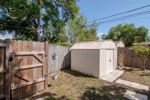 5132 OXFORD AVENUE N, St Petersburg, FL 33710