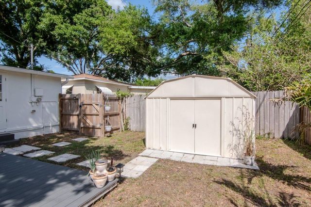 5132 OXFORD AVENUE N, St Petersburg, FL 33710