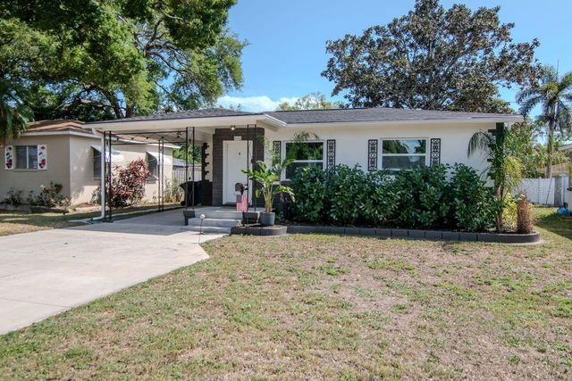5132 OXFORD AVENUE N, St Petersburg, FL 33710