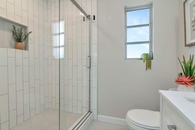 5132 OXFORD AVENUE N, St Petersburg, FL 33710