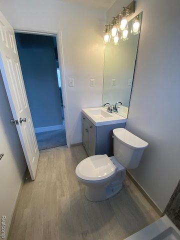 6511 Caribou Street, Westland, MI 48185