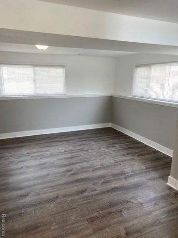 6511 Caribou Street, Westland, MI 48185