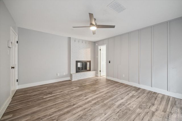 2007 Seven Oaks Drive, Kingwood, TX 77339