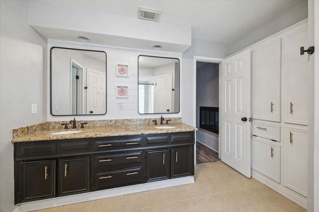 2007 Seven Oaks Drive, Kingwood, TX 77339