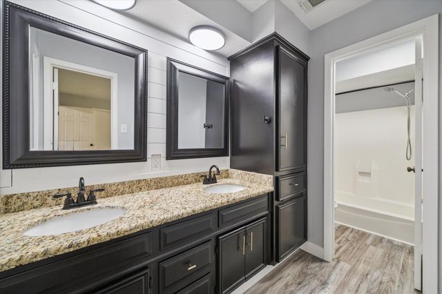 2007 Seven Oaks Drive, Kingwood, TX 77339