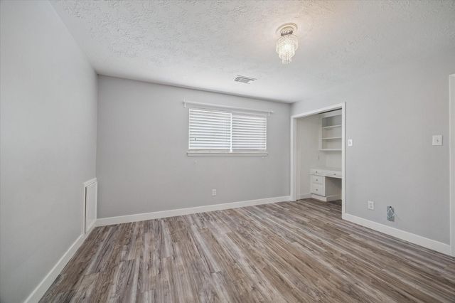 2007 Seven Oaks Drive, Kingwood, TX 77339