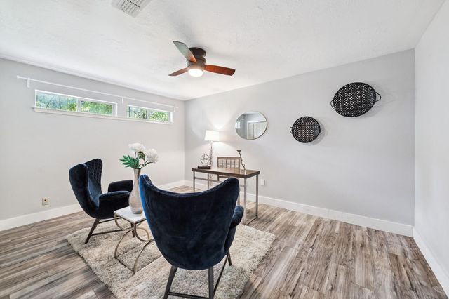 2007 Seven Oaks Drive, Kingwood, TX 77339